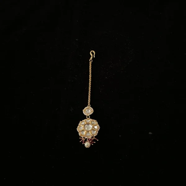 mangtika kundan