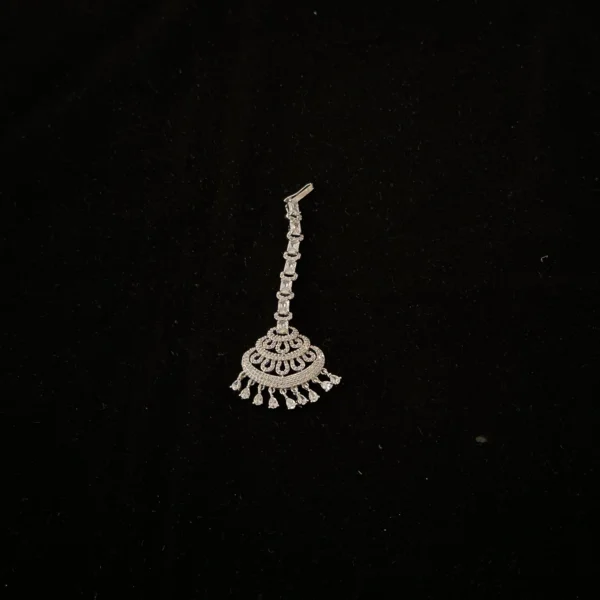 mangtika kundan