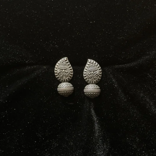 Kairi Oxidised Earrings