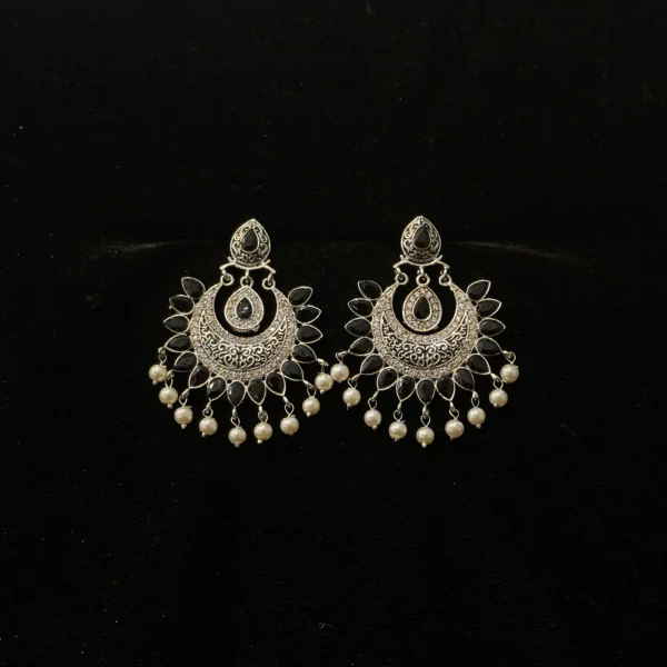Black Stone Chaand Baali