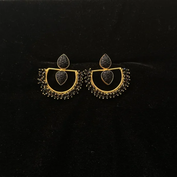 Black Stone Boat Earrings