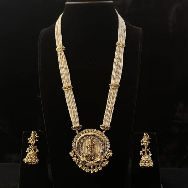 Kundan  and Pearl Necklace set