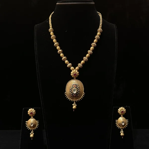 Gold  Necklace set