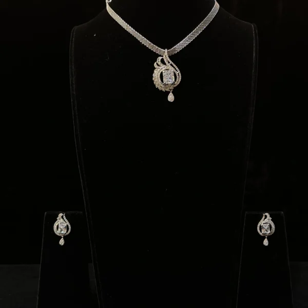 Diamond Pendant Set