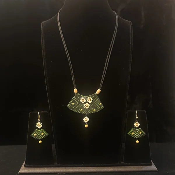 Terracotta set jewellery