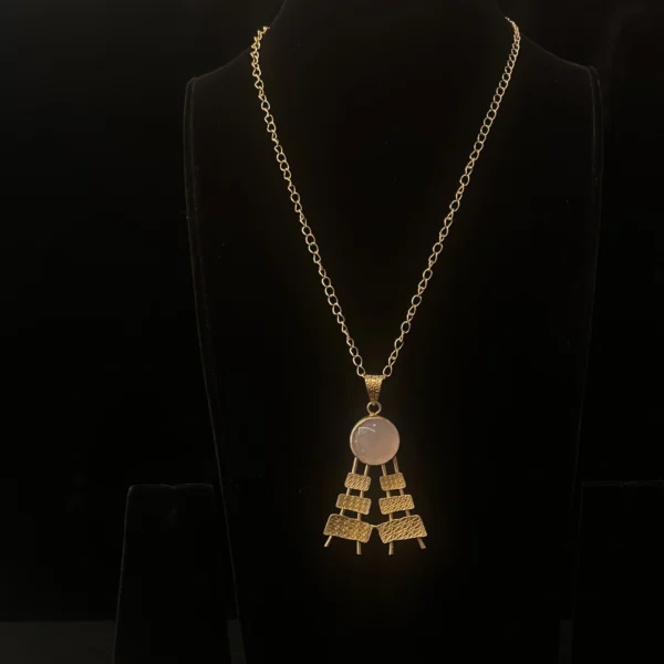 Funky Pendant Chain