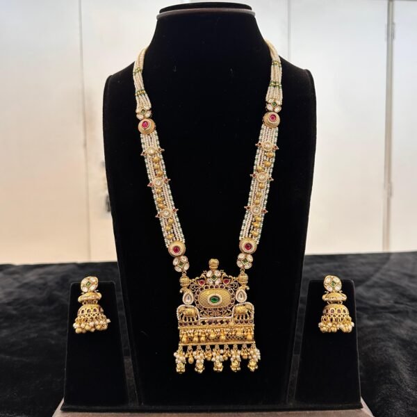 Kundan Necklace Set