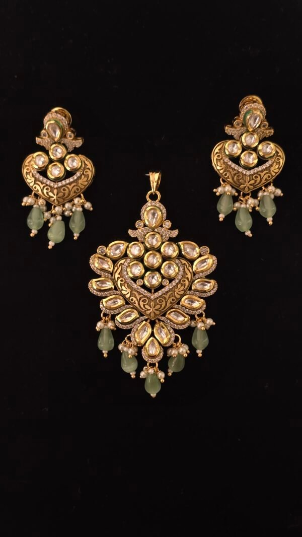 Pendant Set