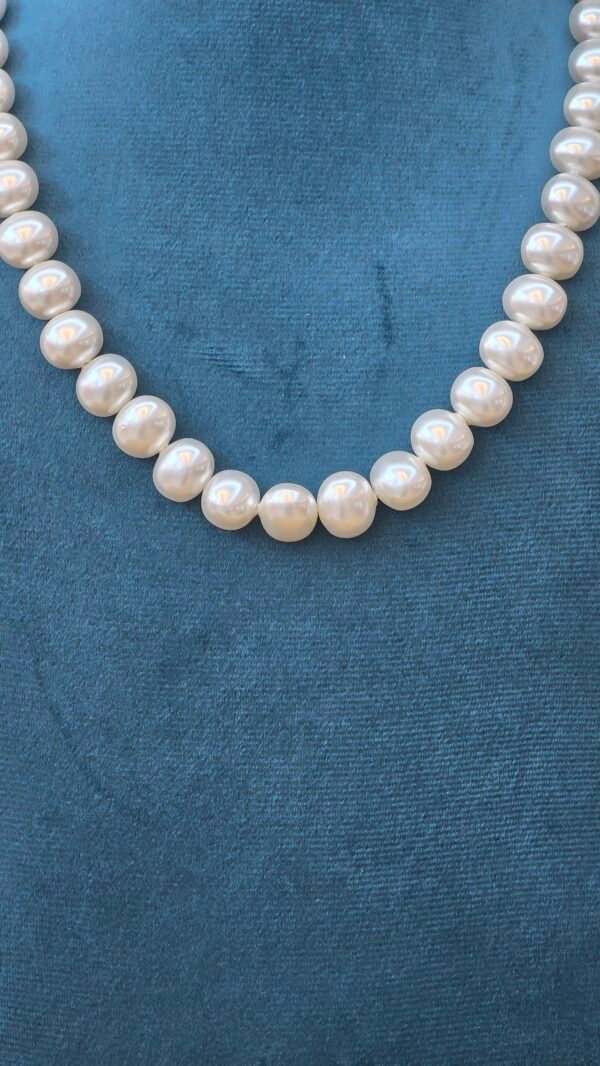 Snow Ball Charm - Image 3