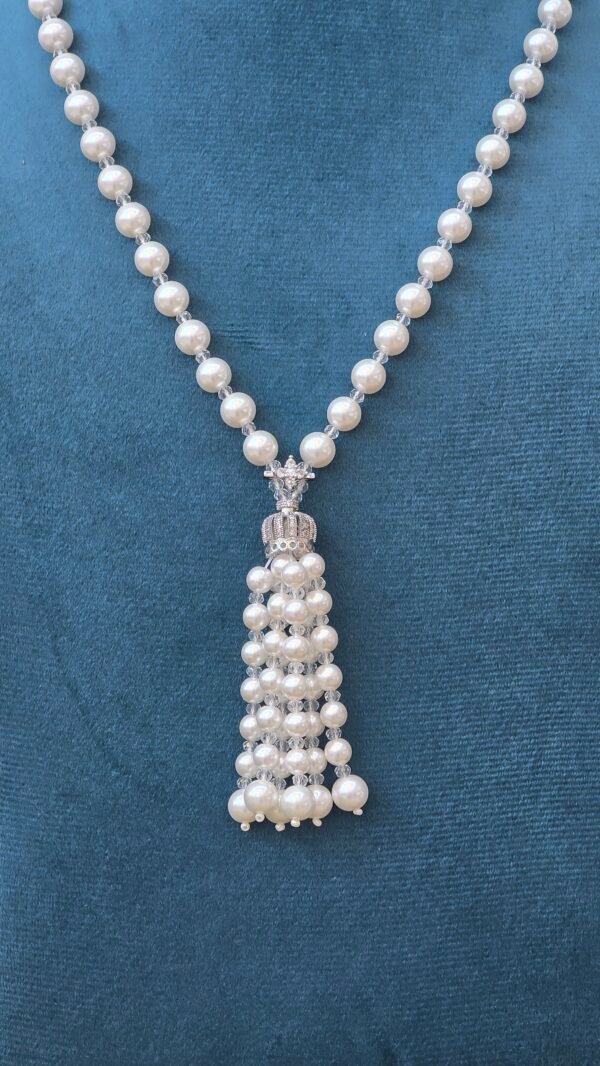 Snow White Charm With Tassel - Image 3