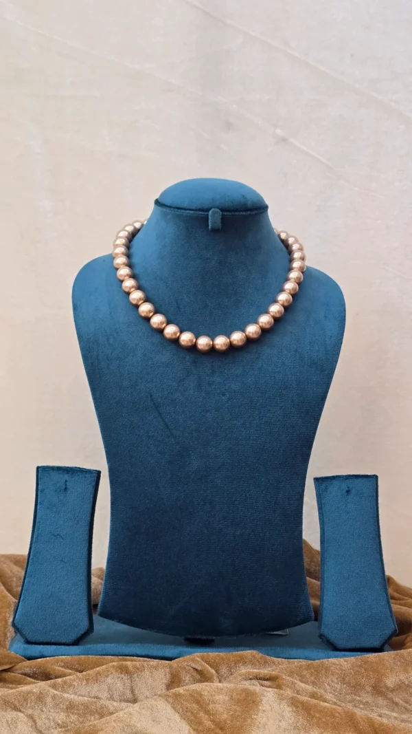 Beige Charm - Image 2