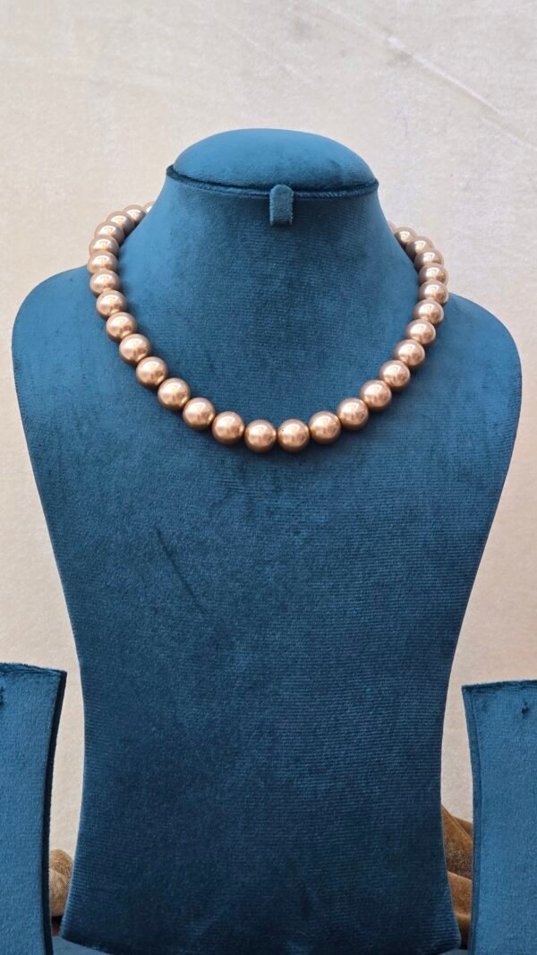 Beige Charm