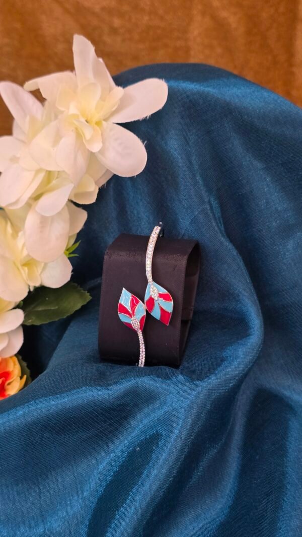 Turquoise Scarlet - Image 2