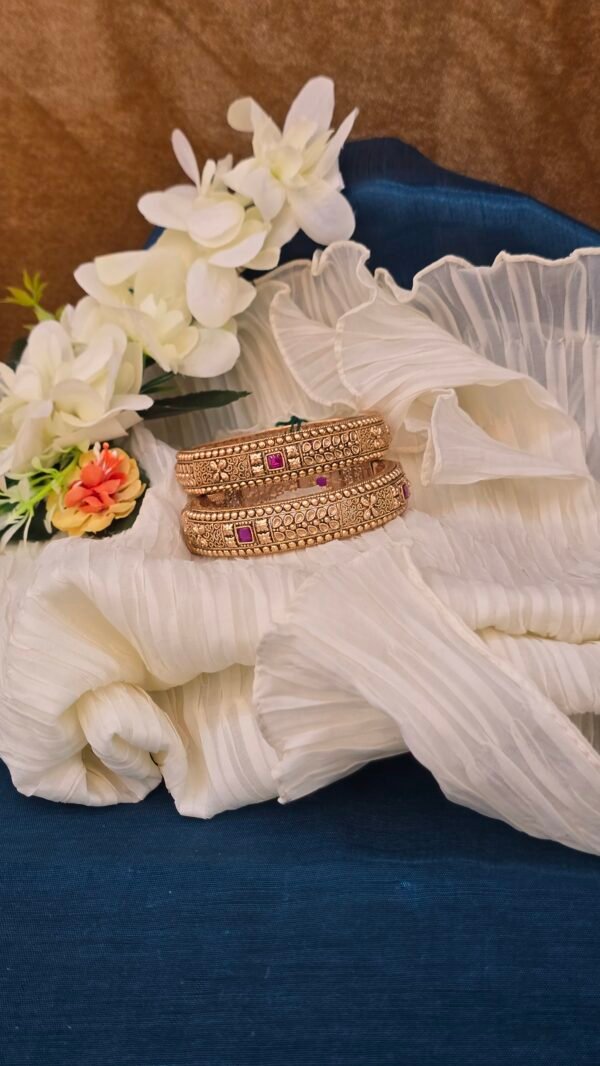 Antique Elegance Stone - Image 2