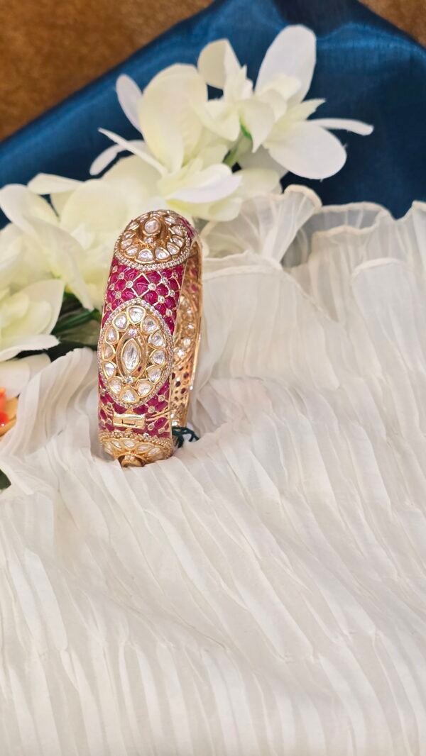 Antique Grace Kundan - Image 3