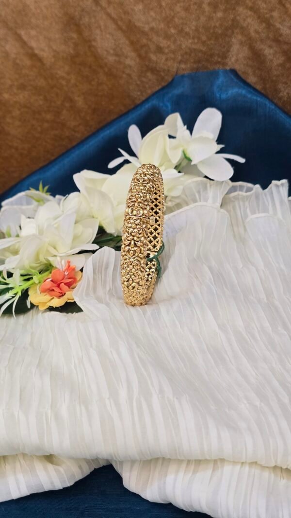 Royal Radiance - Image 2
