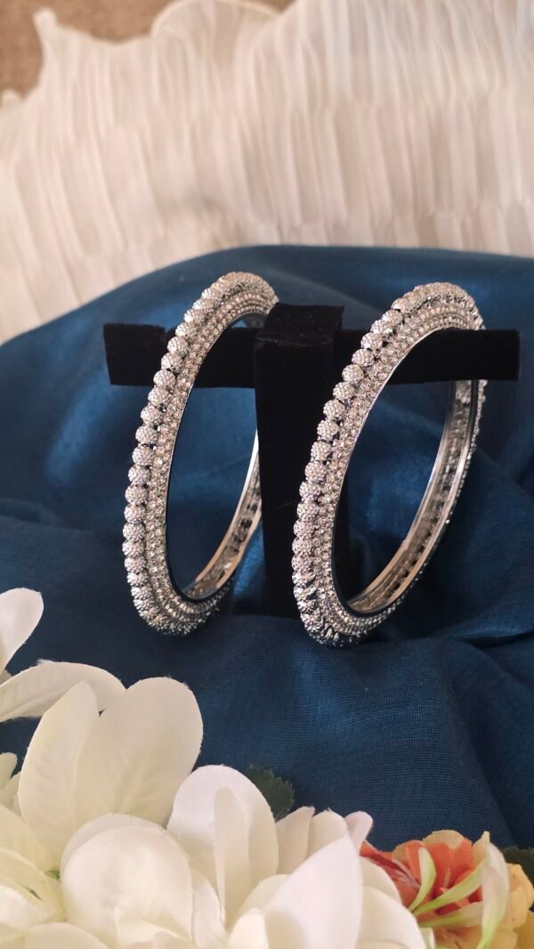Twinkling Elegance