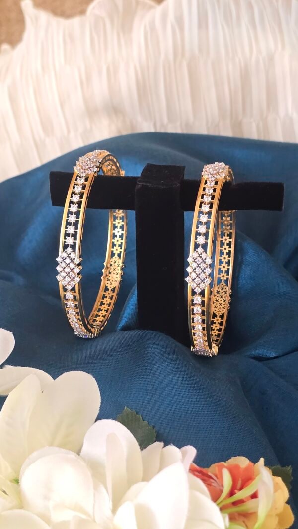 Elegant Crown Design