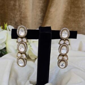 Divine Kundan