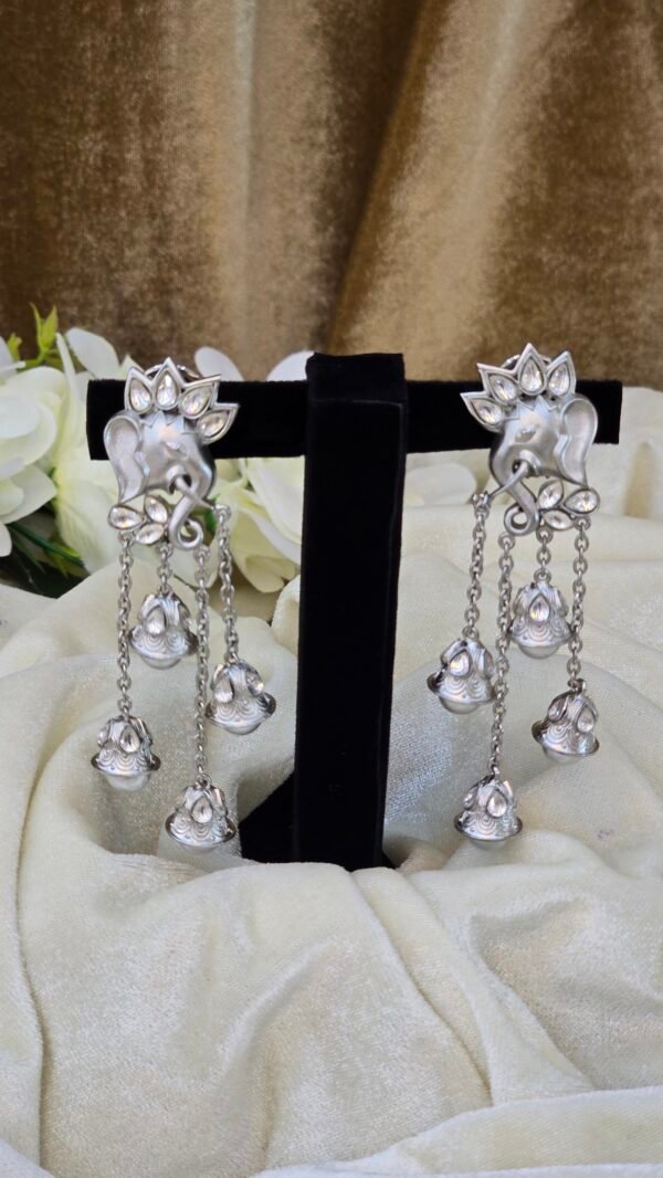 Pearl Drop Floral