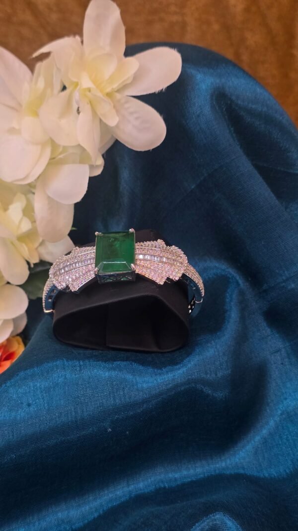 Green Glow Shine
