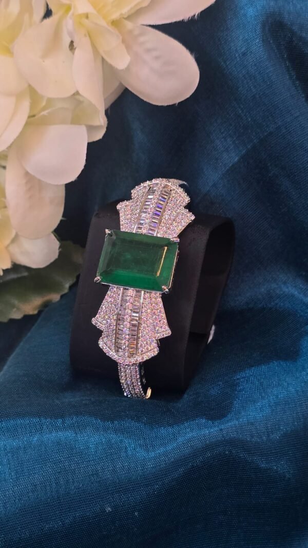 Green Glow Shine - Image 3